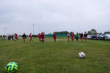 Bild 48 - wCJ SV Steinhorst/Labenz - VfL Oldesloe : Ergebnis: 18:0